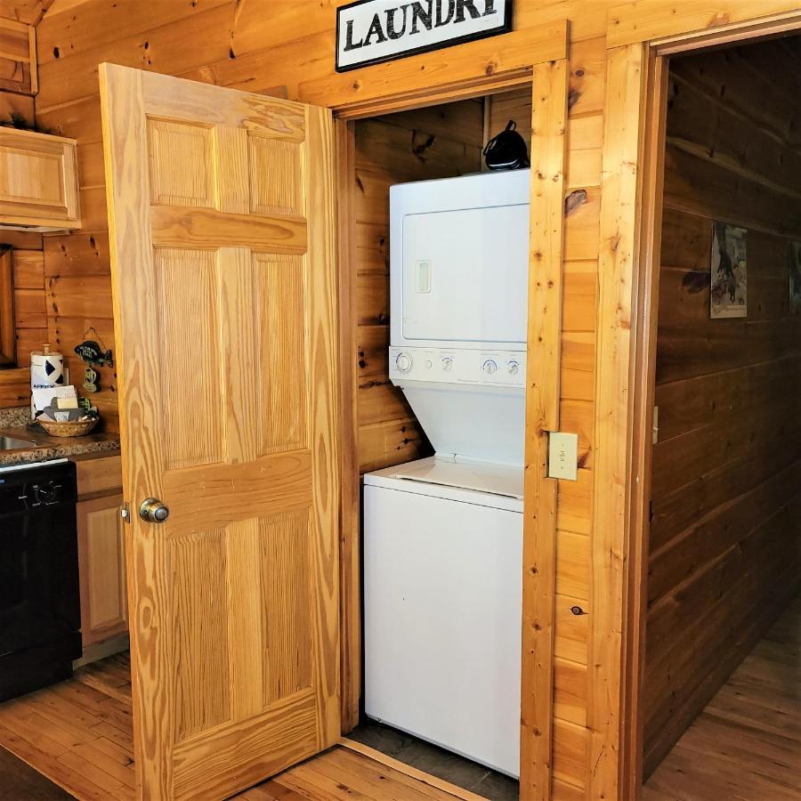 Skinny Dippin'-River Front- Free Tickets-Dog Friendly-Sleeps 6 Pigeon Forge Exterior foto